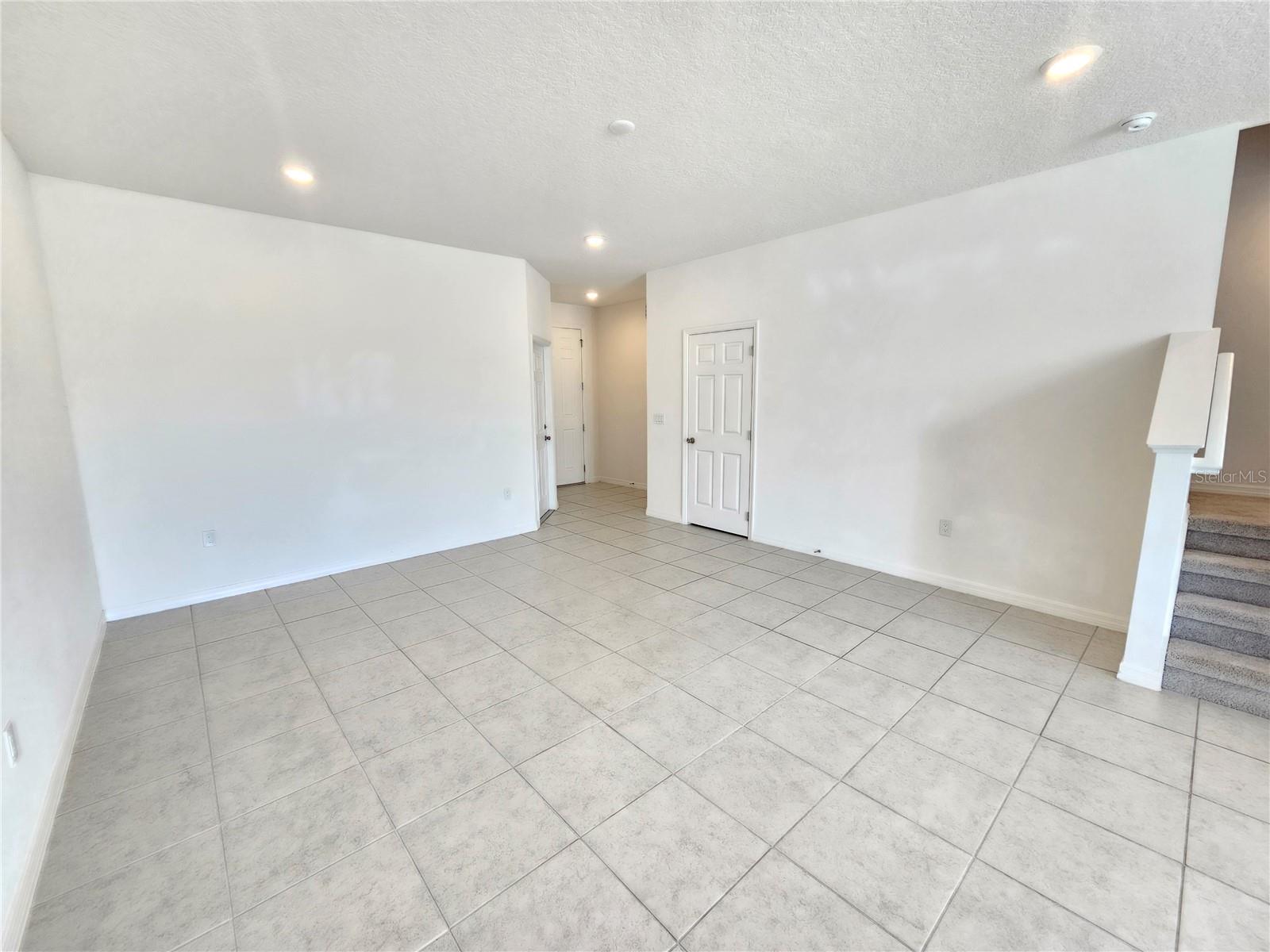 BRIXTON TWNHMS - Residential