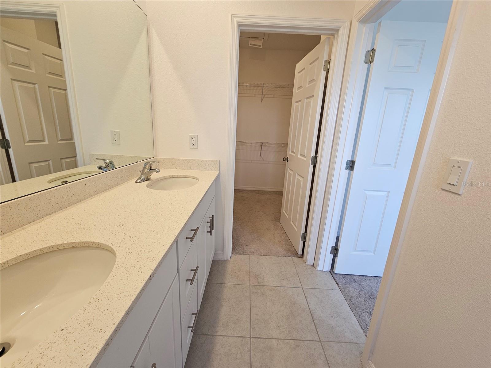 BRIXTON TWNHMS - Residential