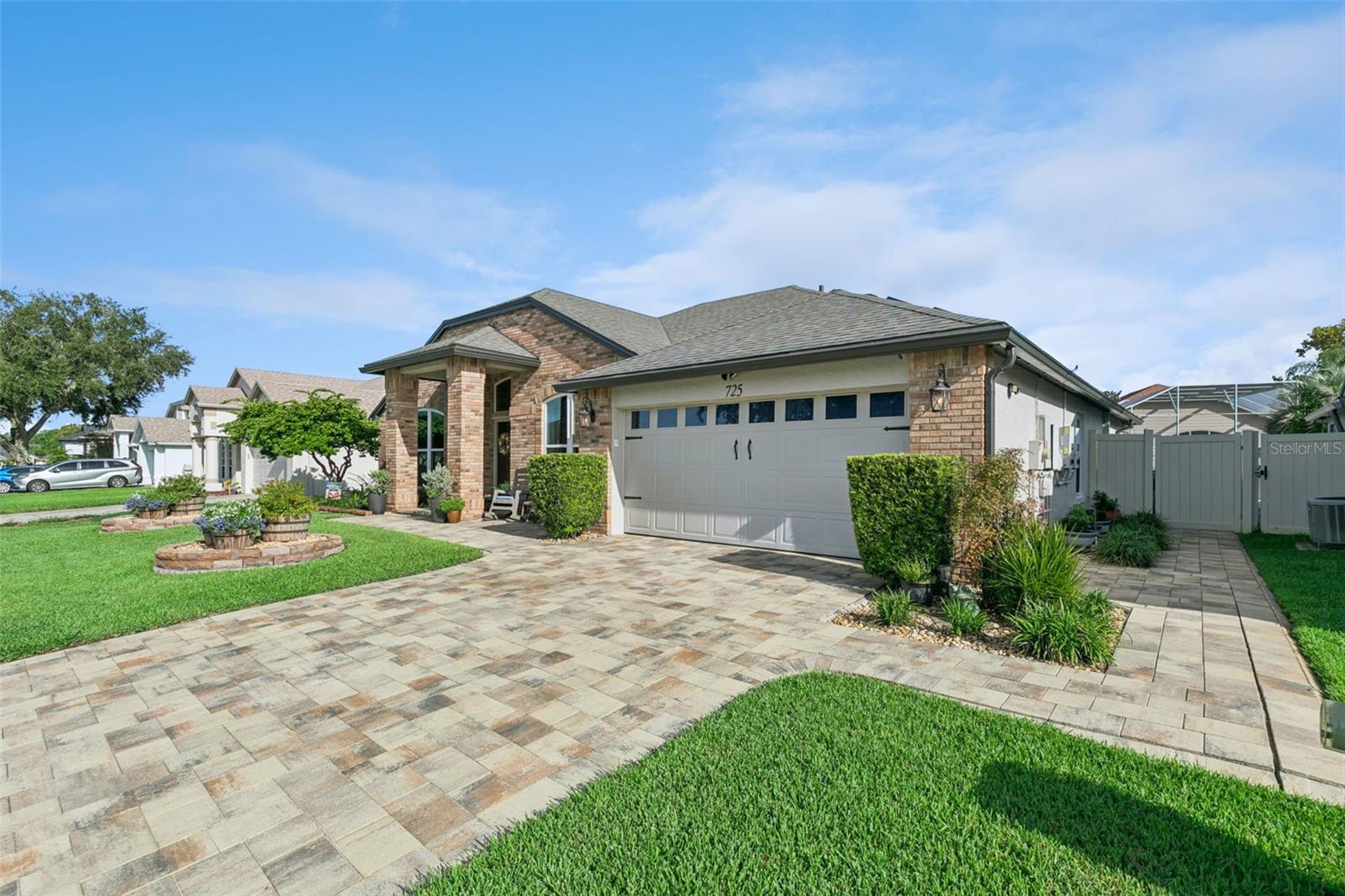 725 HALLOWELL CIRCLE