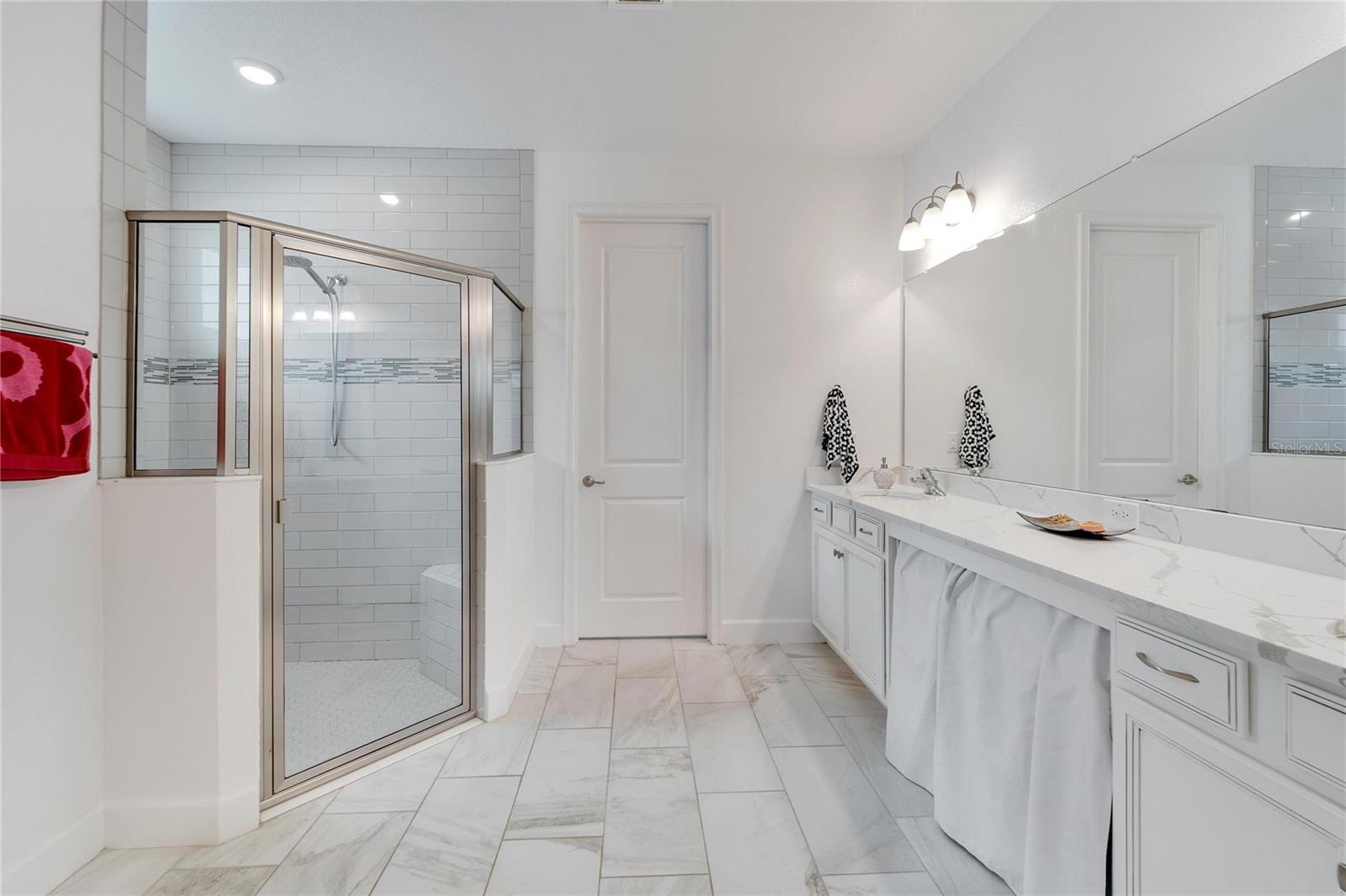 MIRABAY PH 3C-1 - Residential