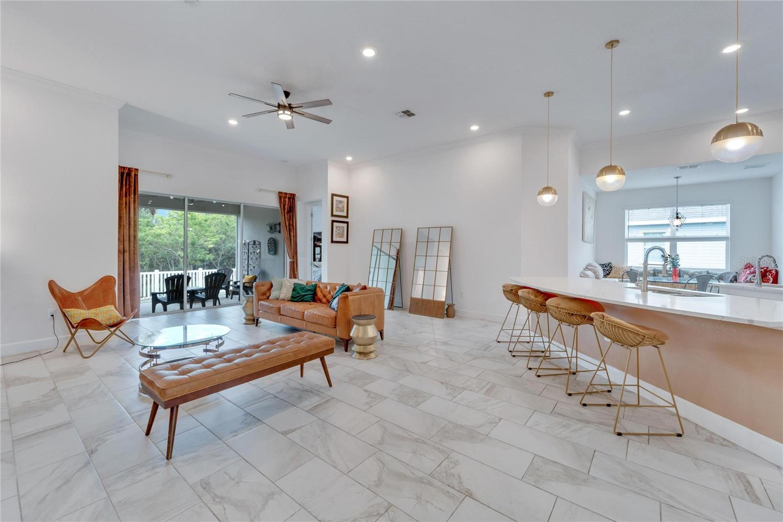 MIRABAY PH 3C-1 - Residential