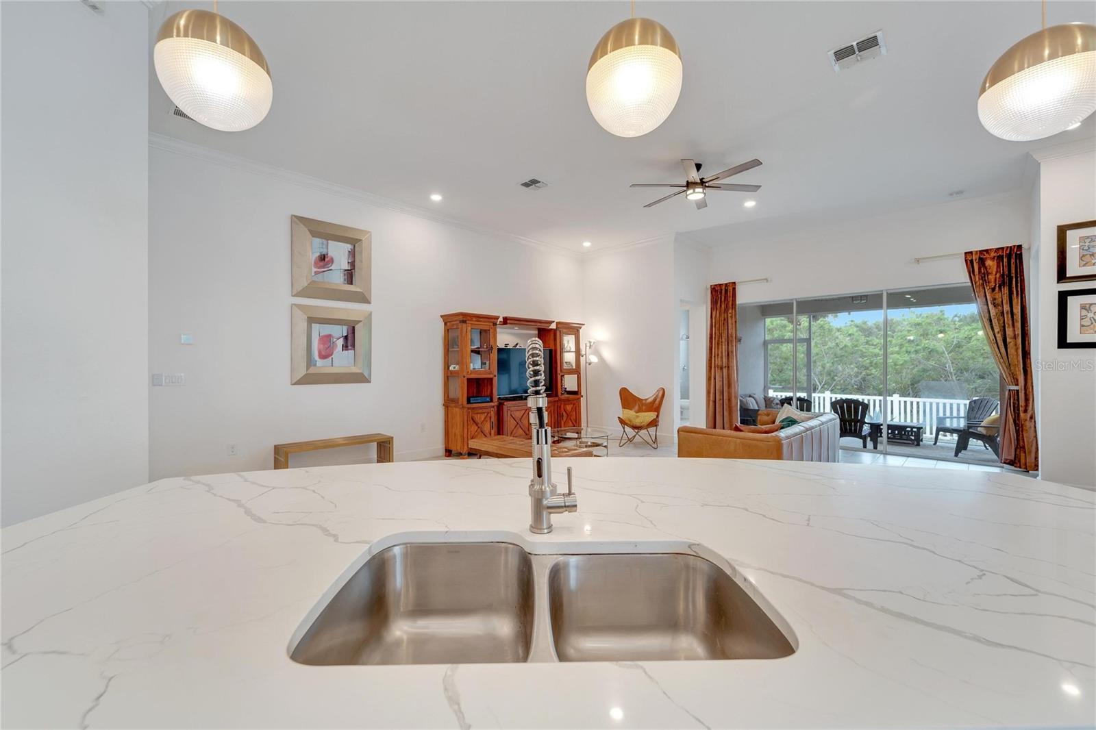 MIRABAY PH 3C-1 - Residential