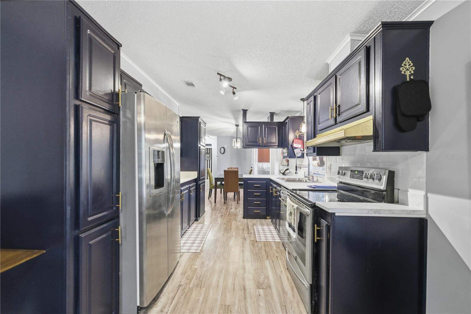 FELLOWSHIP ACRES - Residential