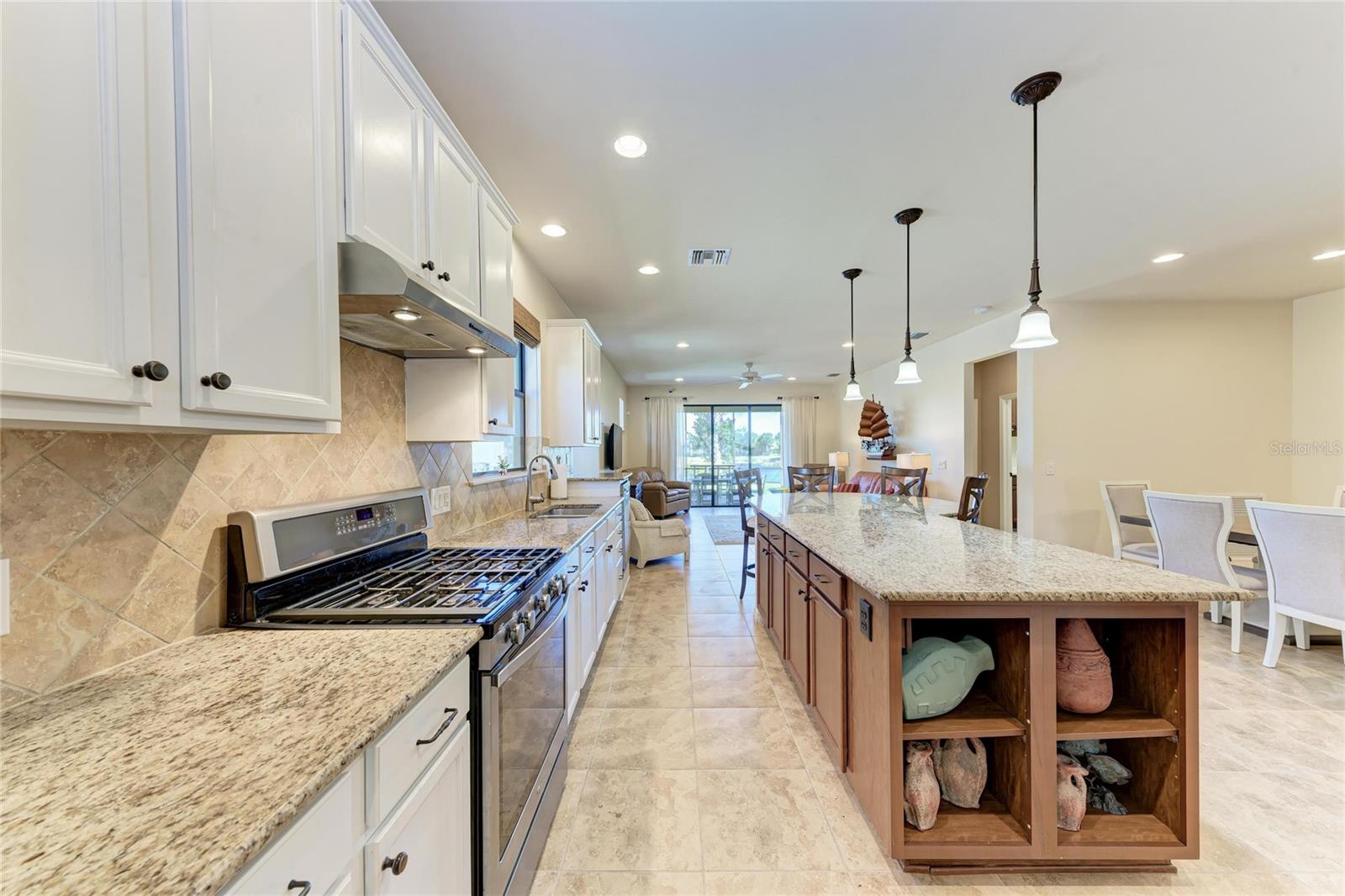 SANDHILL PRESERVE - Residential