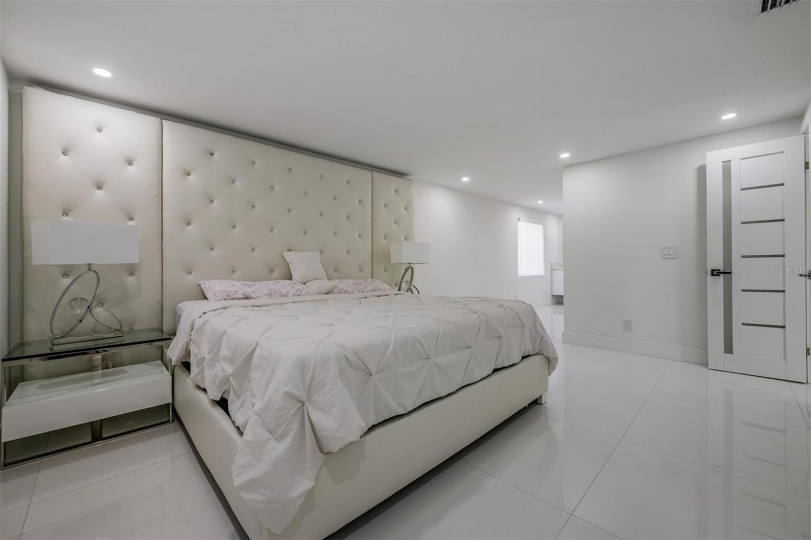 COUNTRY PLACE WEST UNIT IV - Residential