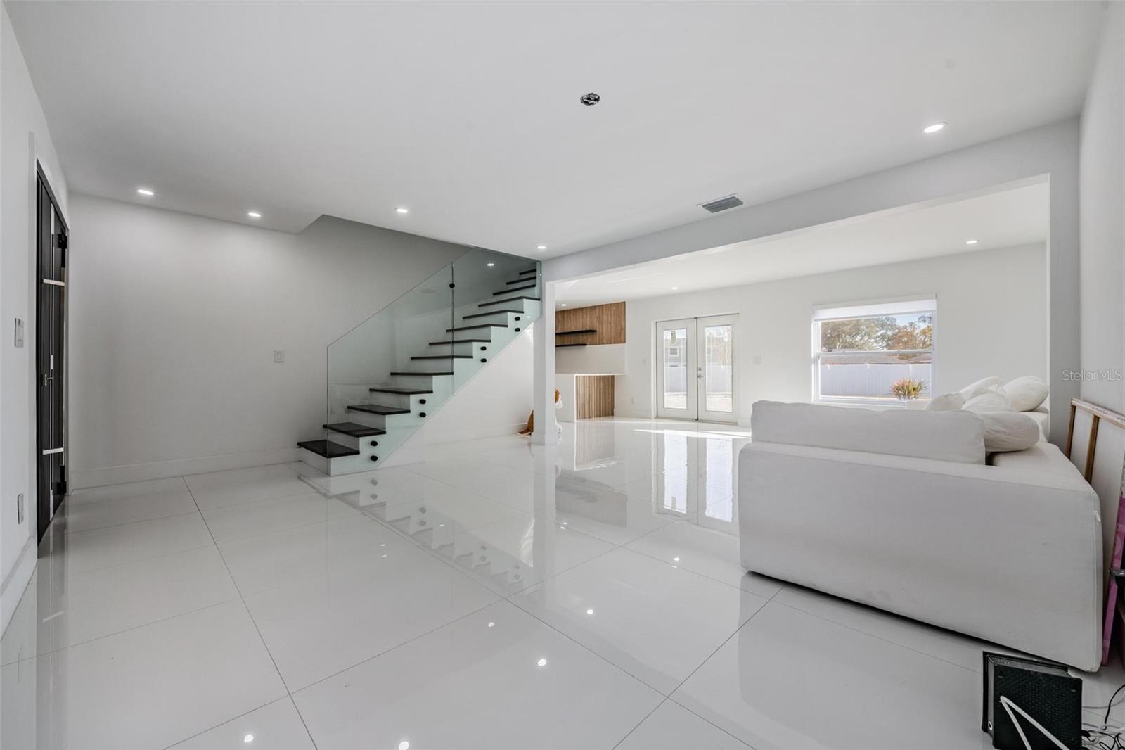 COUNTRY PLACE WEST UNIT IV - Residential