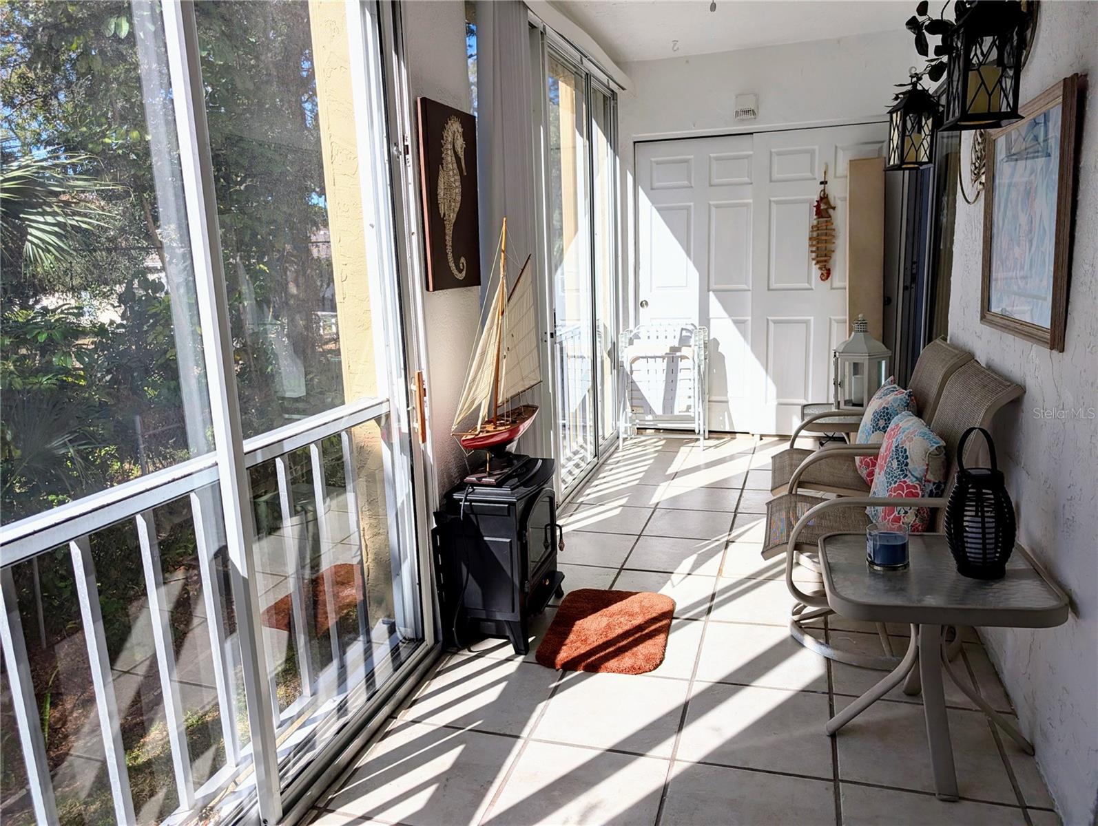 BAYSHORE ON THE LAKE APTS II SEC 3 - Residential