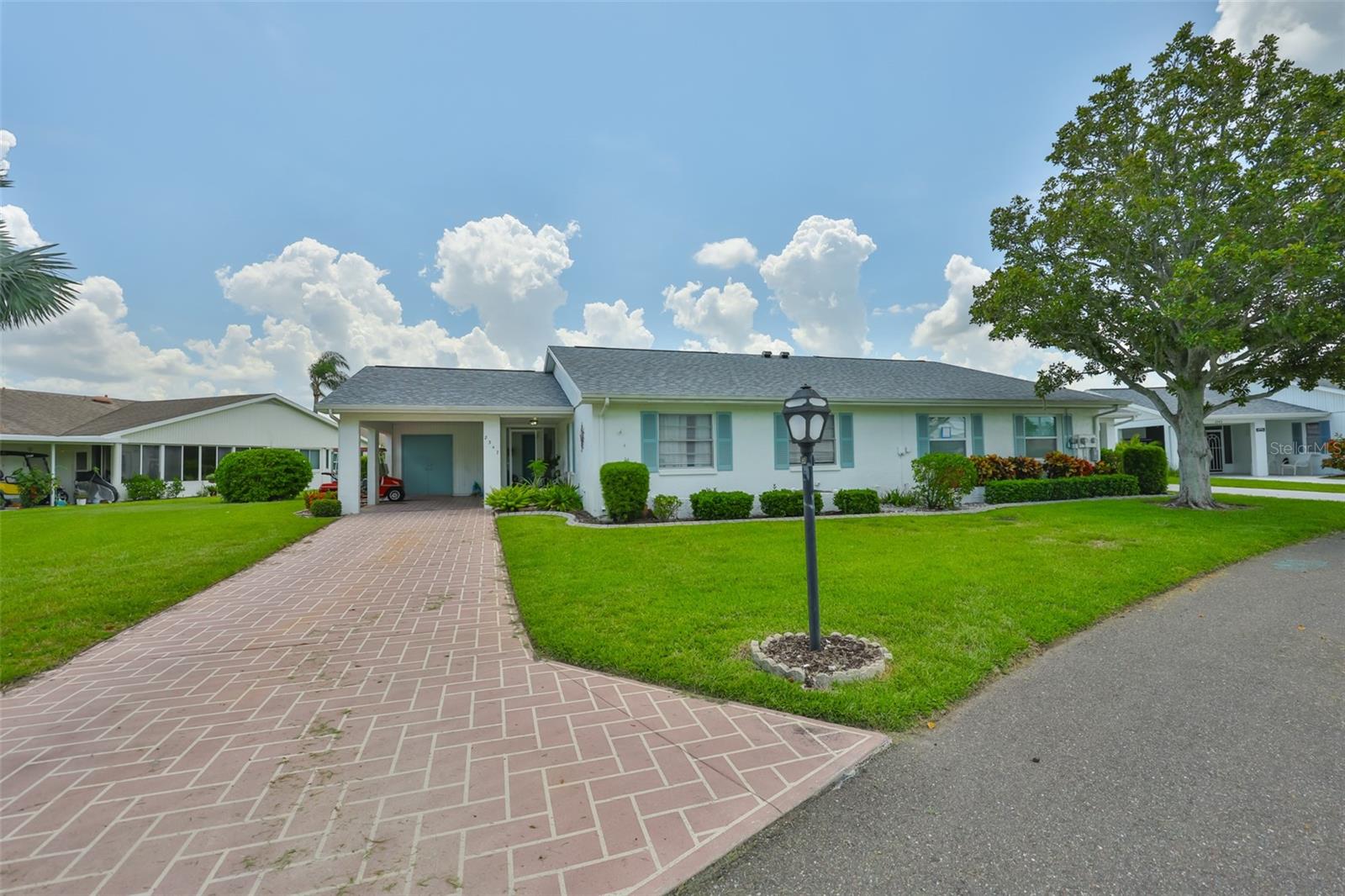 Enjoy the best of Florida living in this well-maintained 2-bedroom, 2-bathroom home located in the highly desirable Kings Point gated 55+ community. With a brand new roof installed in 2025 and a long list of included services, this home offers true peace of mind and convenience.
Step inside to an inviting open layout with generous living and dining spaces, a functional kitchen with ample storage, and a split-bedroom floor plan for added privacy. The enclosed Florida room provides additional year-around living space-perfect as a den, reading nook, or hobby room. The primary suite features a large closet and en-suite bathroom, while the guest bedroom and bath provides comfort for
visitors or use as an office.
Your HOA covers cable, internet, water, sewer, lawn care, reserves for roof, exterior painting, paving, and exterior insurance allowing for a stress-free, maintenance-light ownership.
As a Kings Point resident, you'll enjoy resort-style amenities, including: Two expansive clubhouses, Six pools (indoor & outdoor), State-of-the-art fitness center, Casual dining and bar, theatre, bingo, card rooms, clubs, golf, and more. Golf-cart accessible and ideally located near shopping, medical facilities, dining, and highways just a short drive from Tampa, Sarasota, and beautiful Gulf Coast beaches.
Don't miss out-schedule your private showing and discover what makes Kings Point one of Florida's premier adult communities!