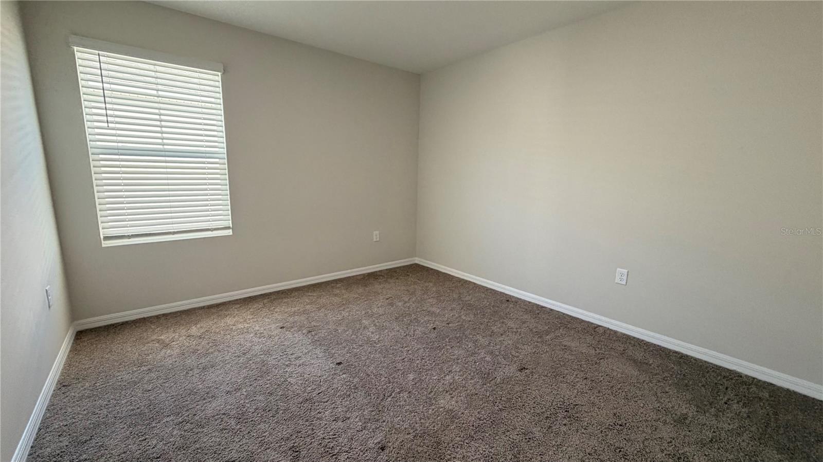 BRADBURY CRK PH I - Residential Lease