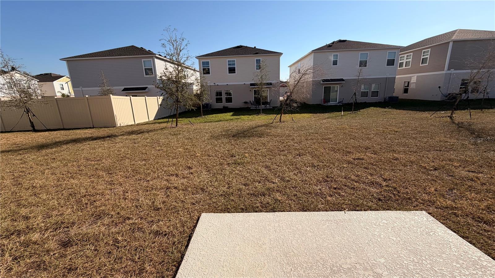 BRADBURY CRK PH I - Residential Lease