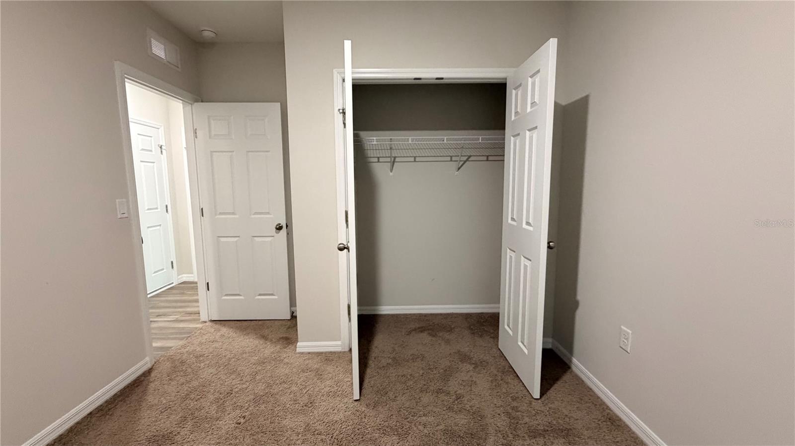 BRADBURY CRK PH I - Residential Lease