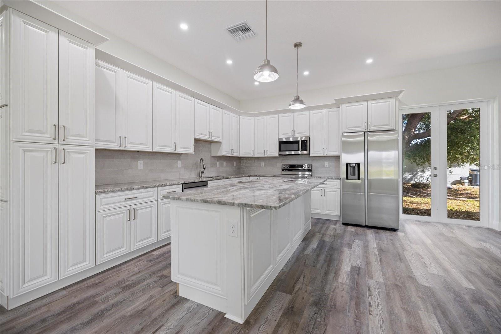 SARASOTA SPGS - Residential