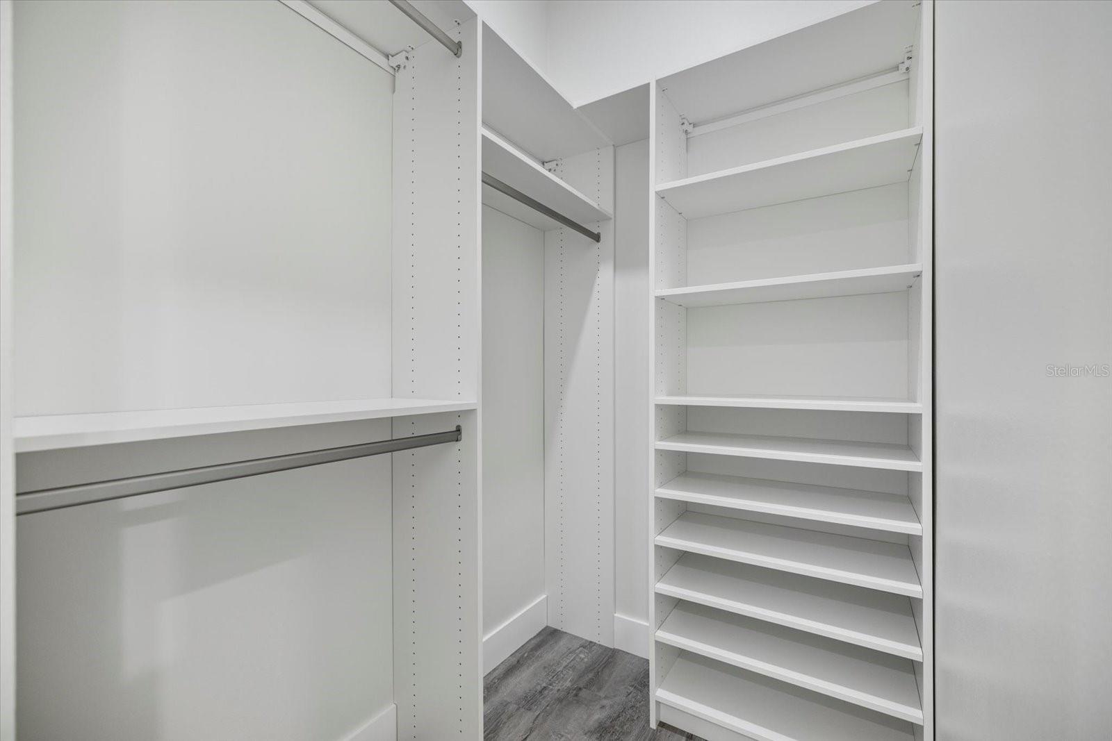 SARASOTA SPGS - Residential