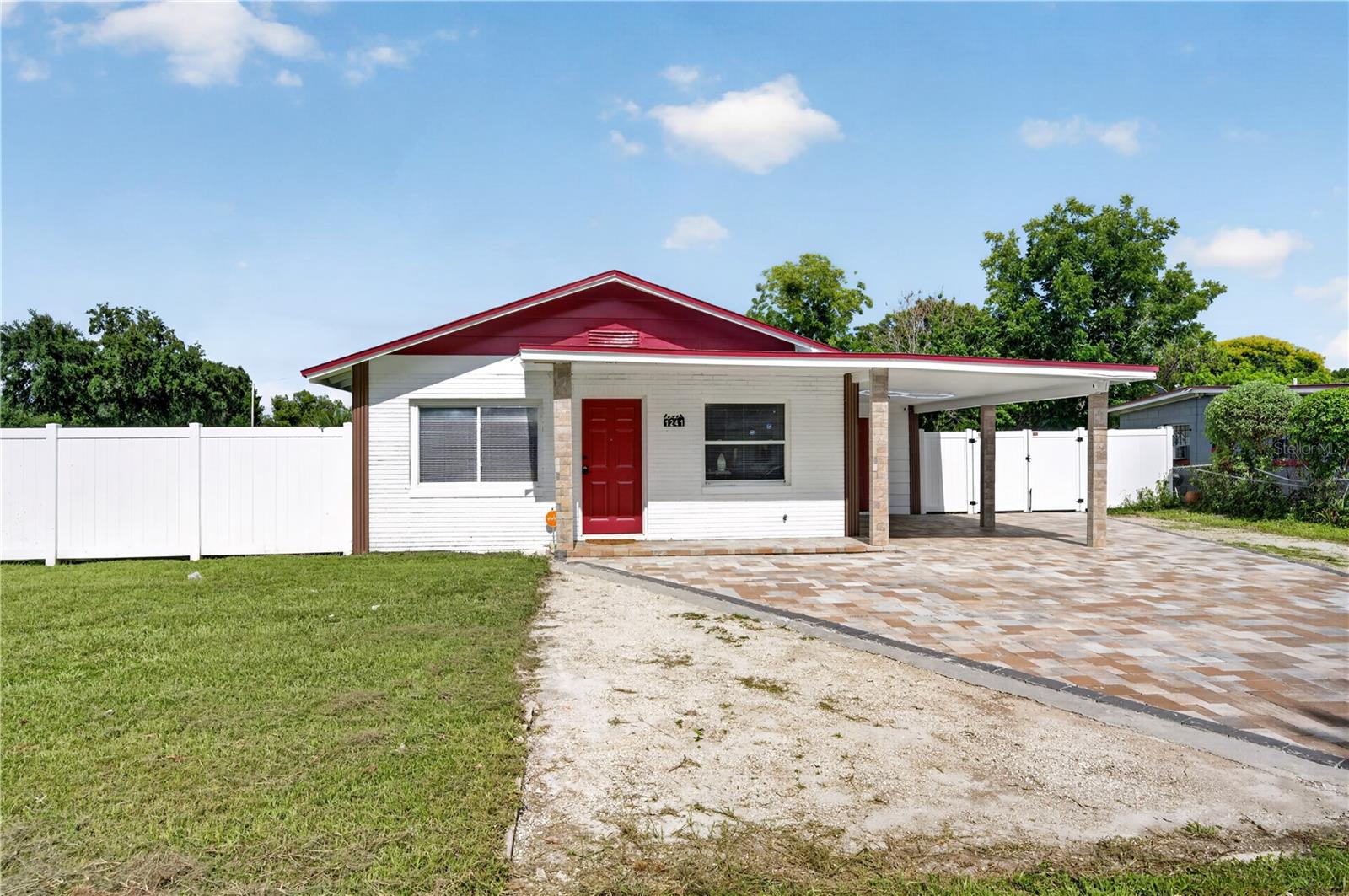 1241 DEEROCK DRIVE