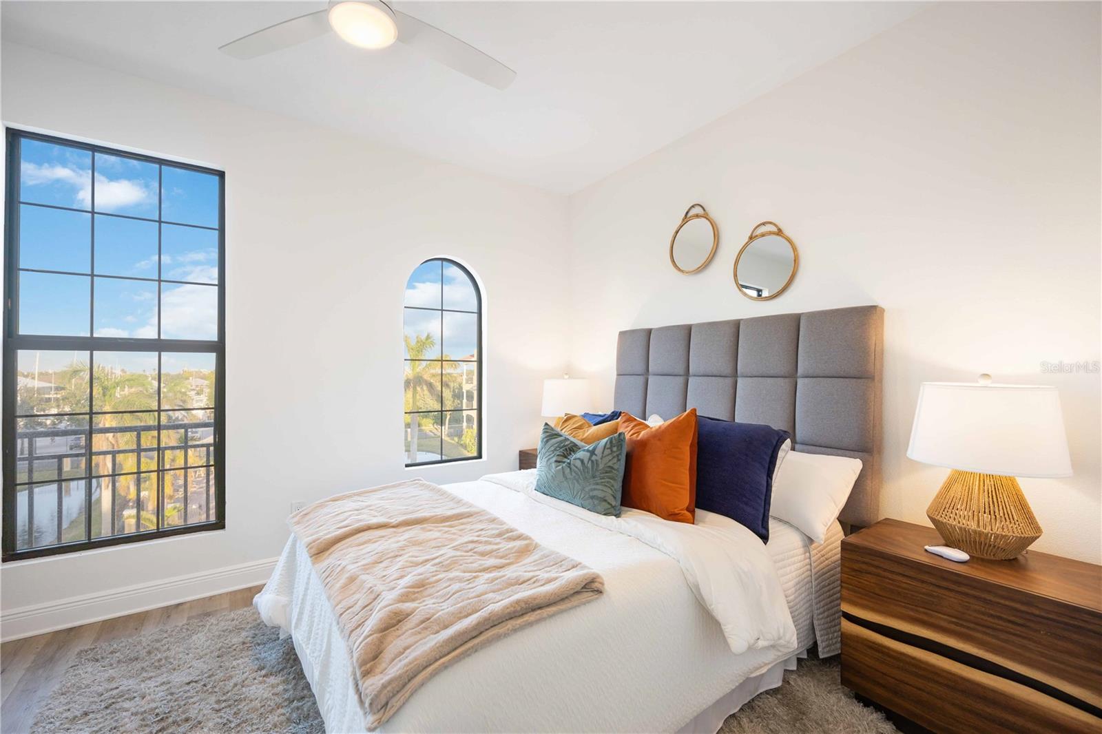 BRISA DEL MAR TWNHMS - Residential