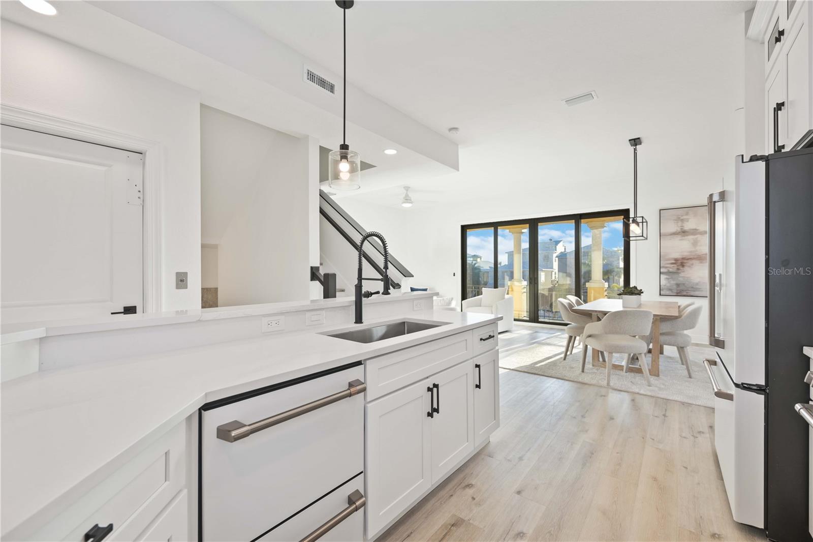 BRISA DEL MAR TWNHMS - Residential