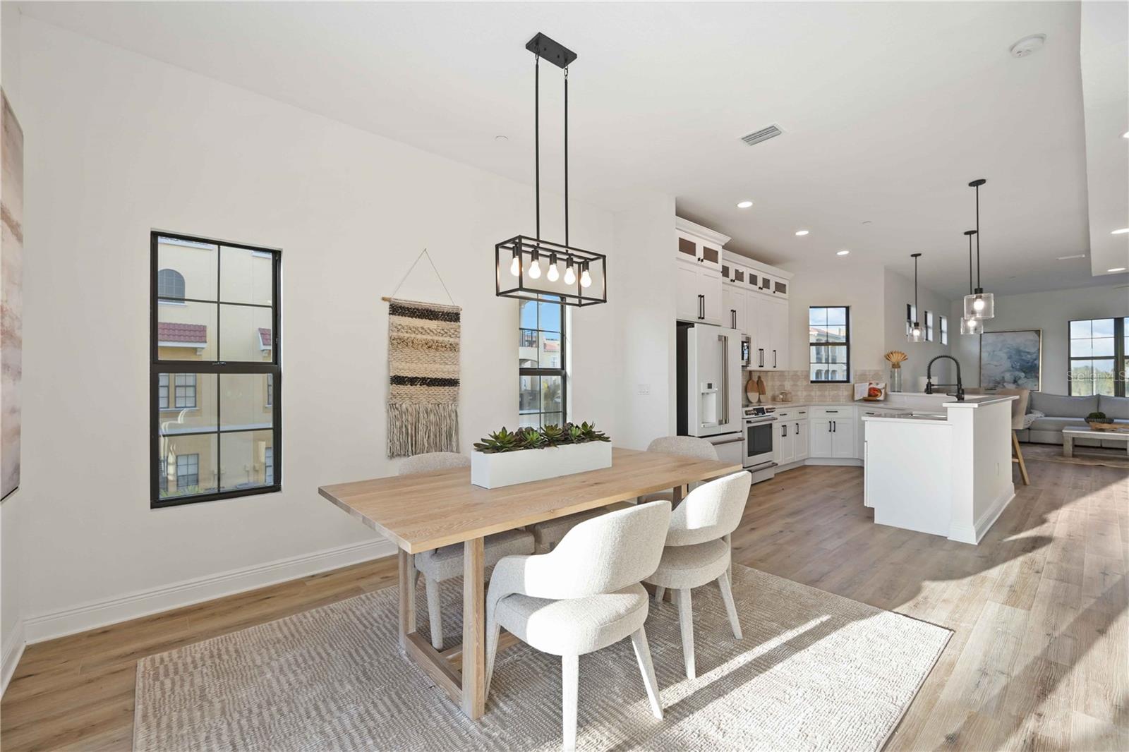 BRISA DEL MAR TWNHMS - Residential