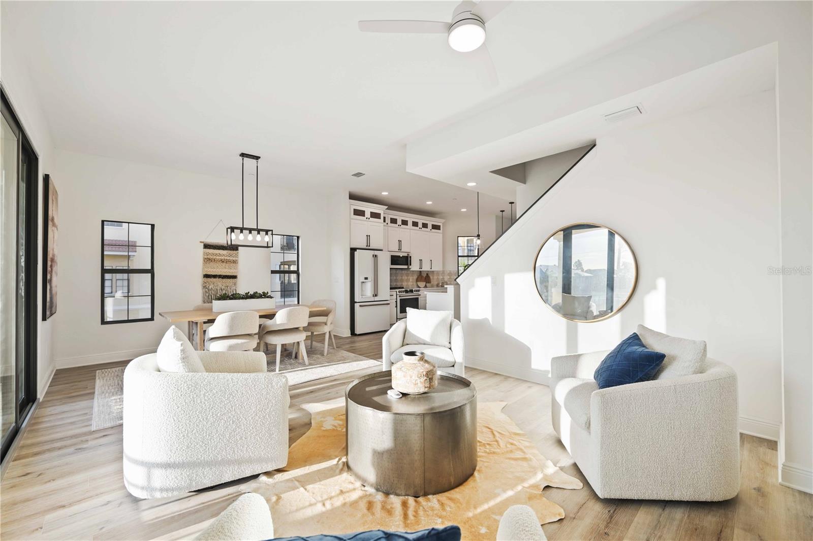 BRISA DEL MAR TWNHMS - Residential