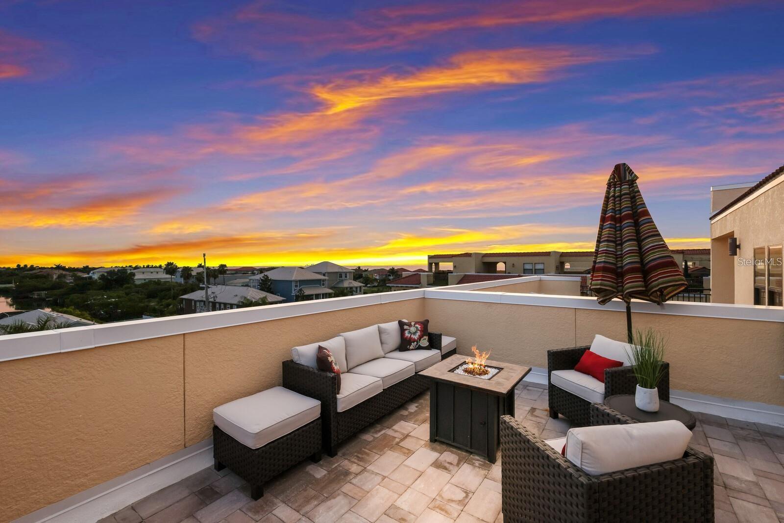 BRISA DEL MAR TWNHMS - Residential