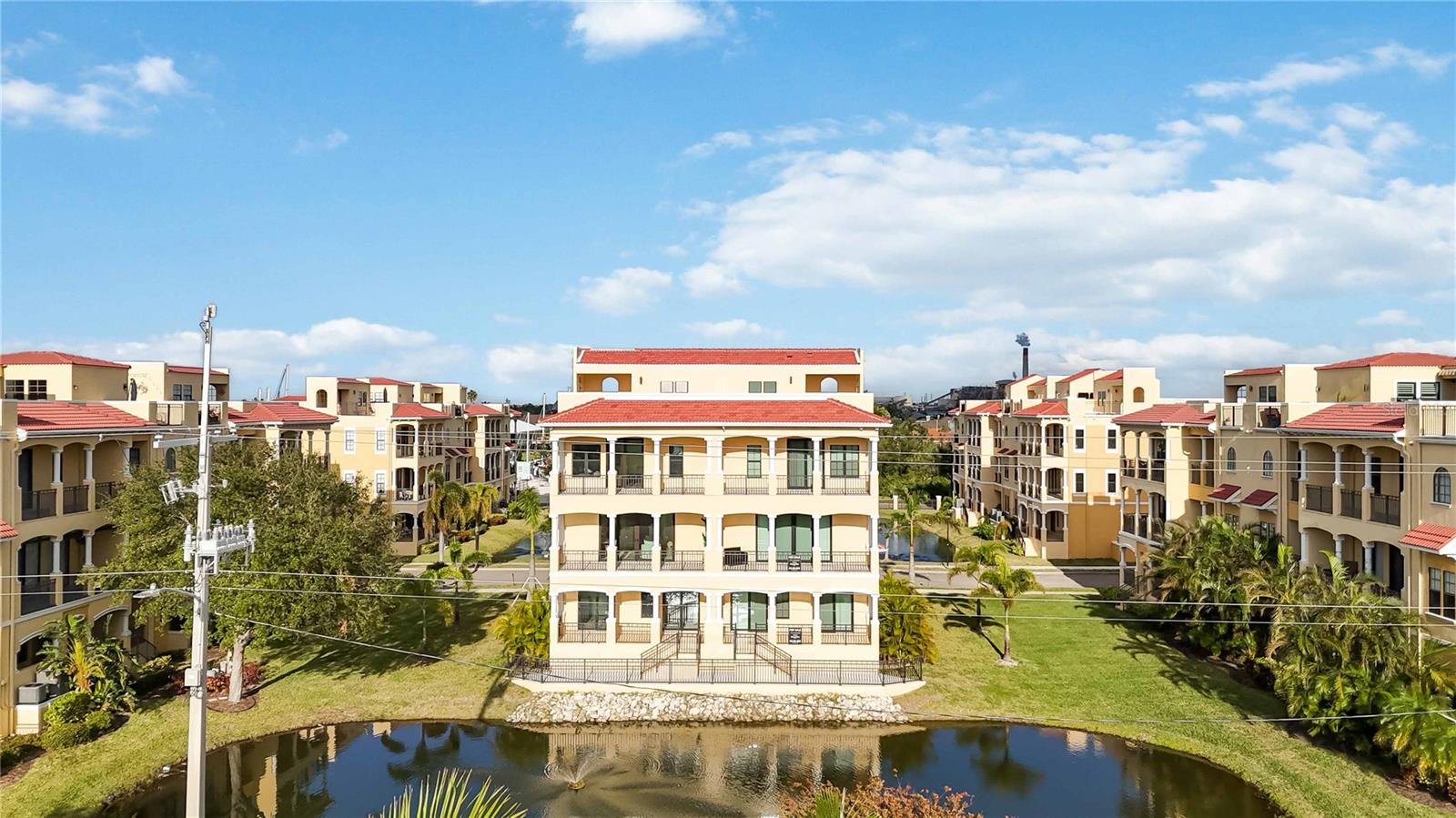 BRISA DEL MAR TWNHMS - Residential