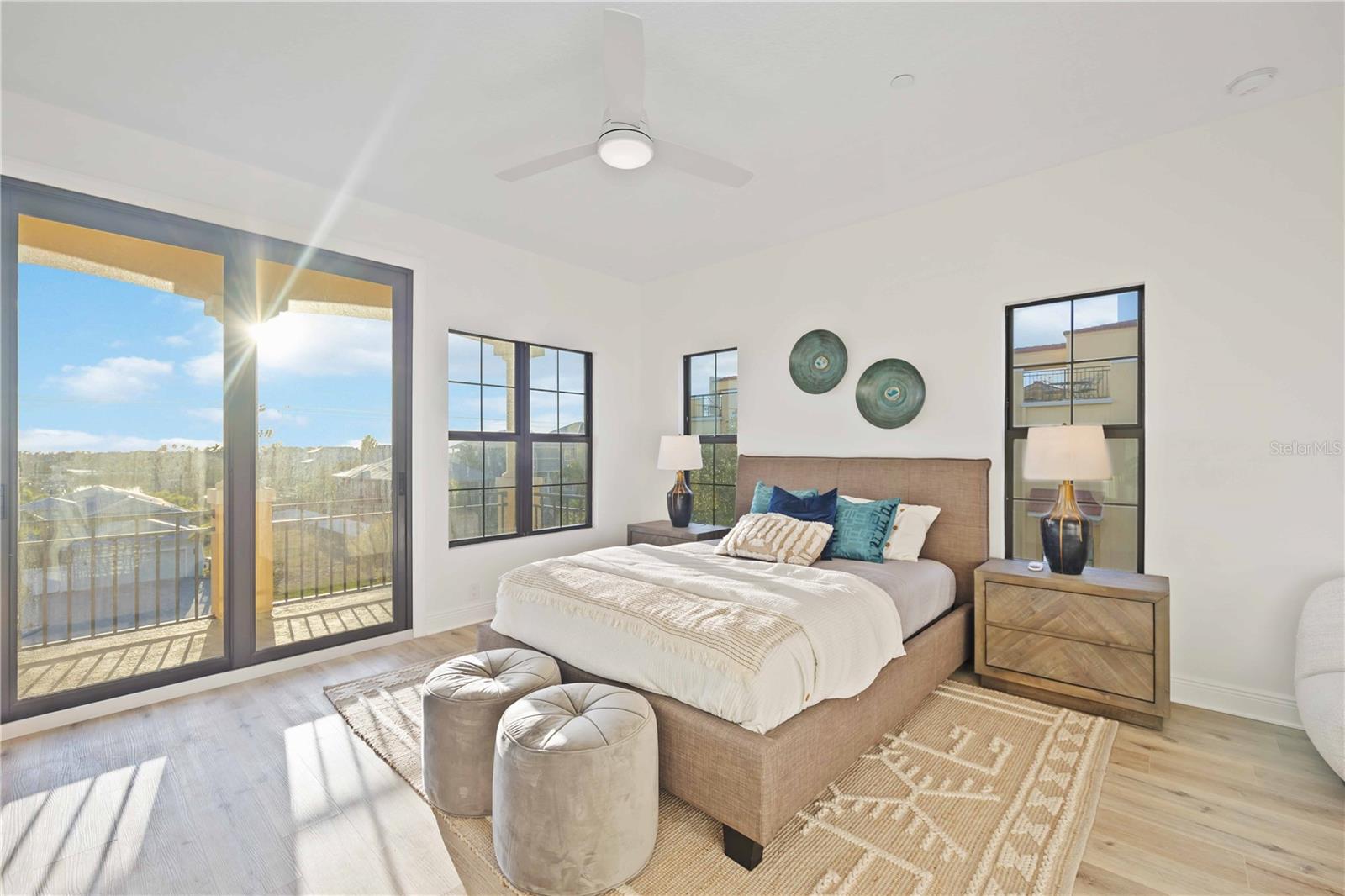 BRISA DEL MAR TWNHMS - Residential