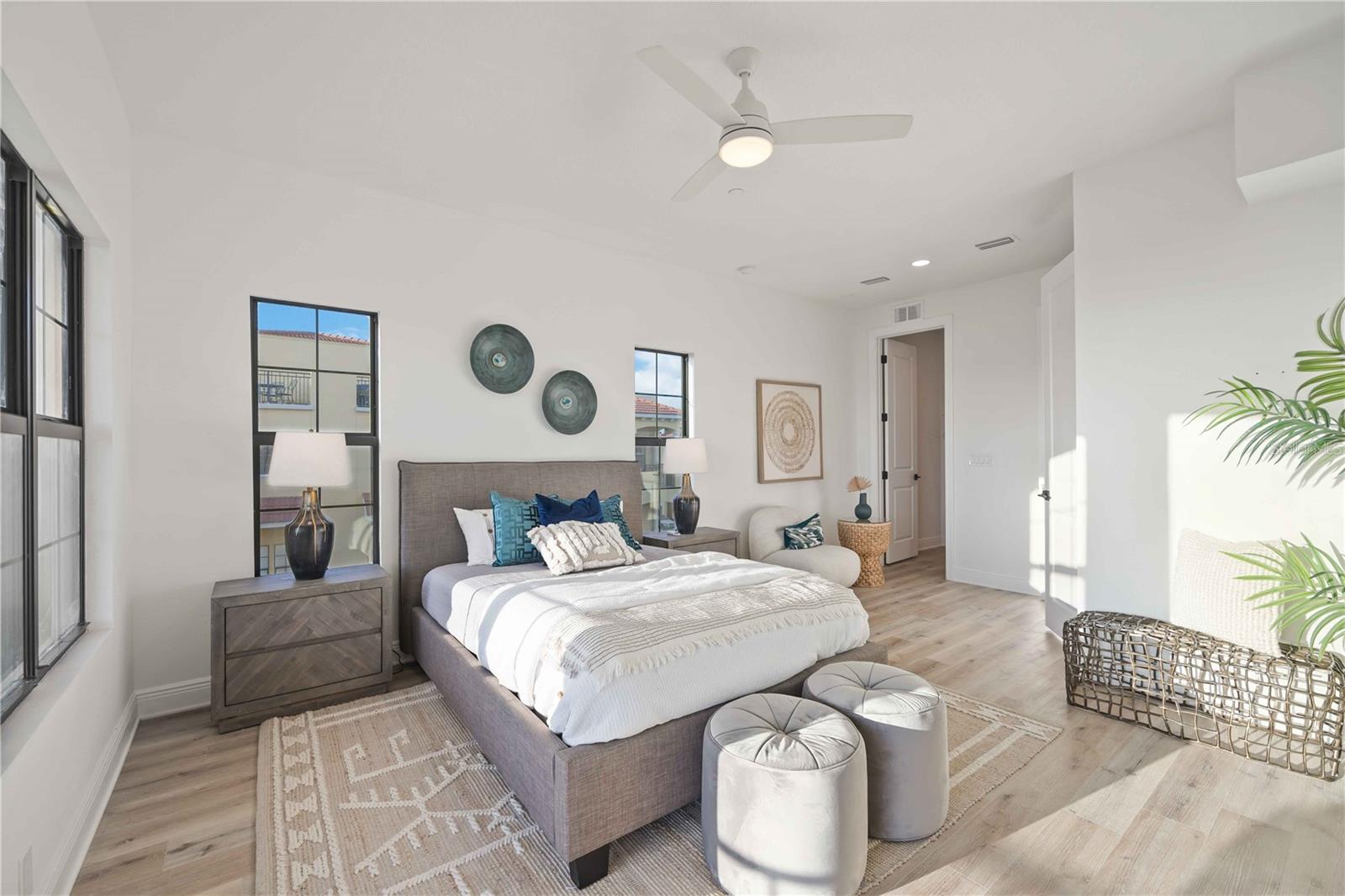 BRISA DEL MAR TWNHMS - Residential