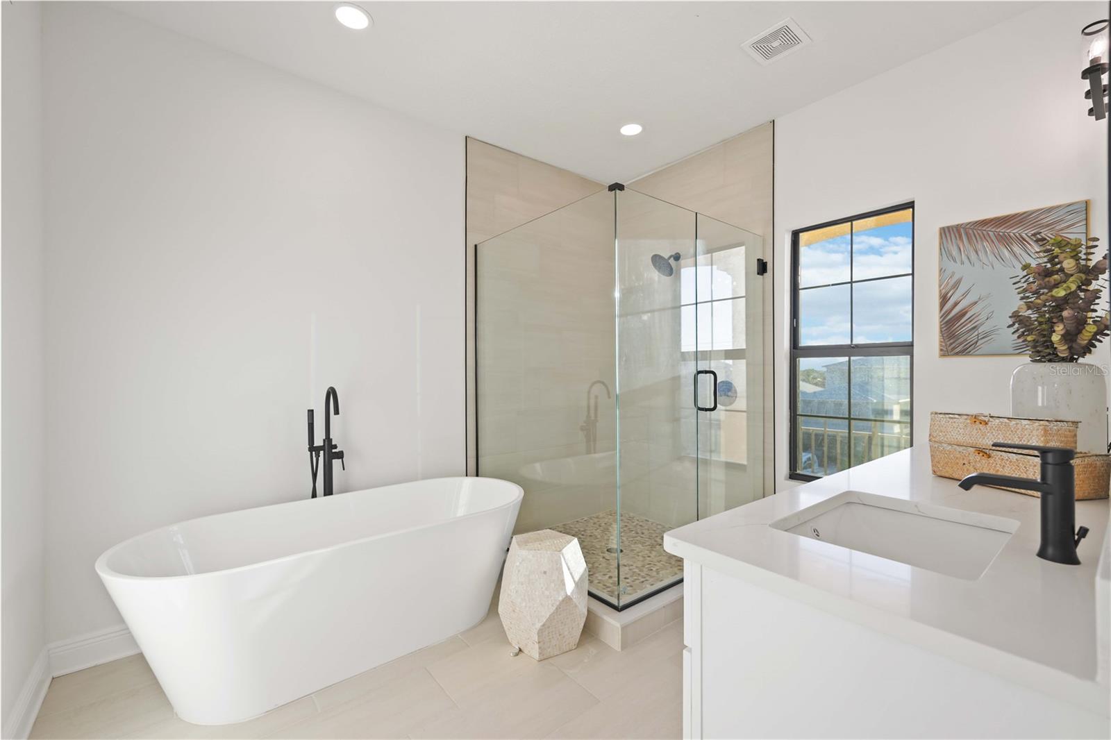 BRISA DEL MAR TWNHMS - Residential