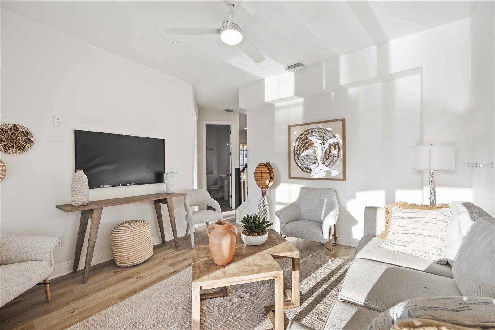 BRISA DEL MAR TWNHMS - Residential