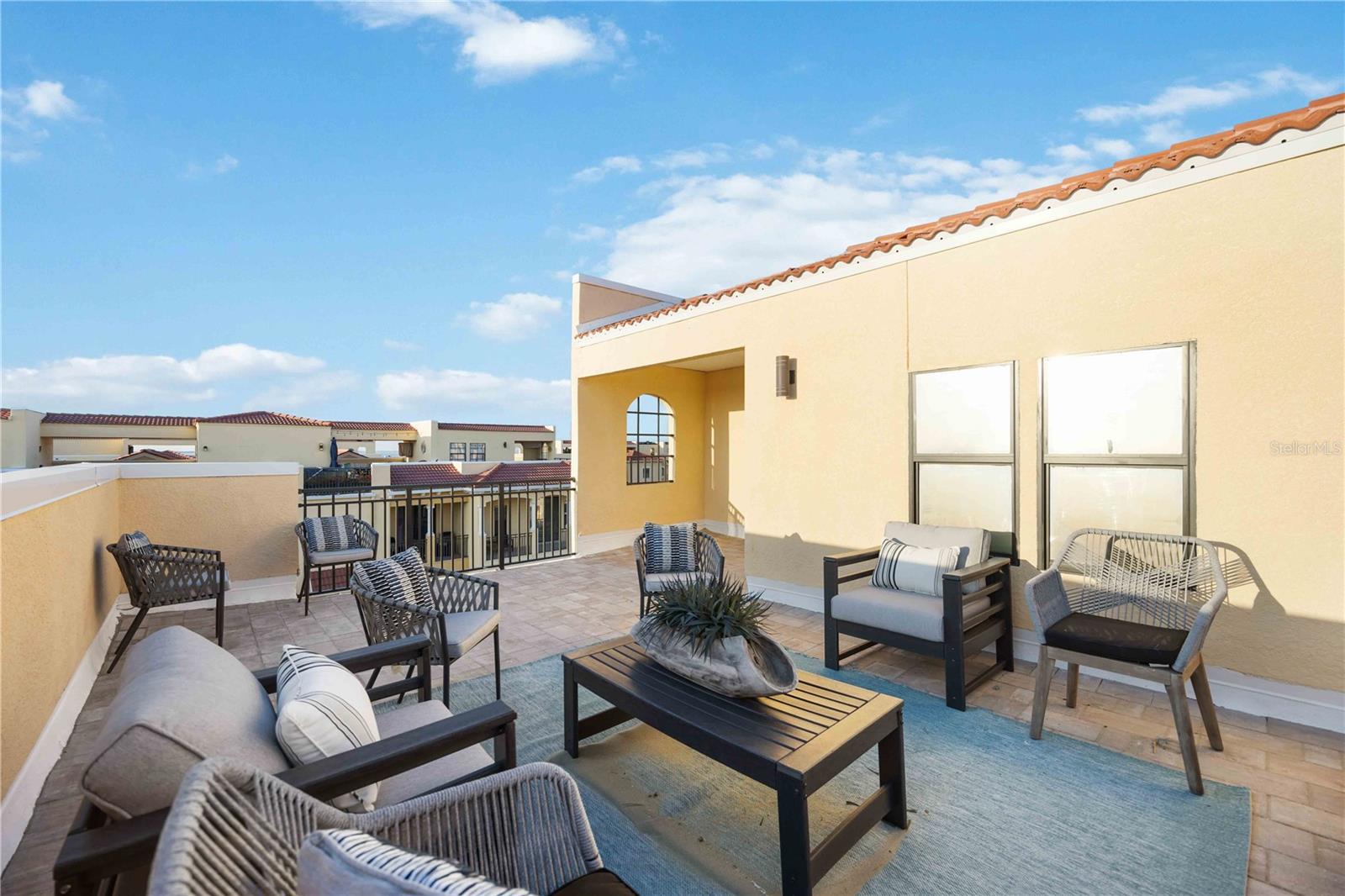 BRISA DEL MAR TWNHMS - Residential