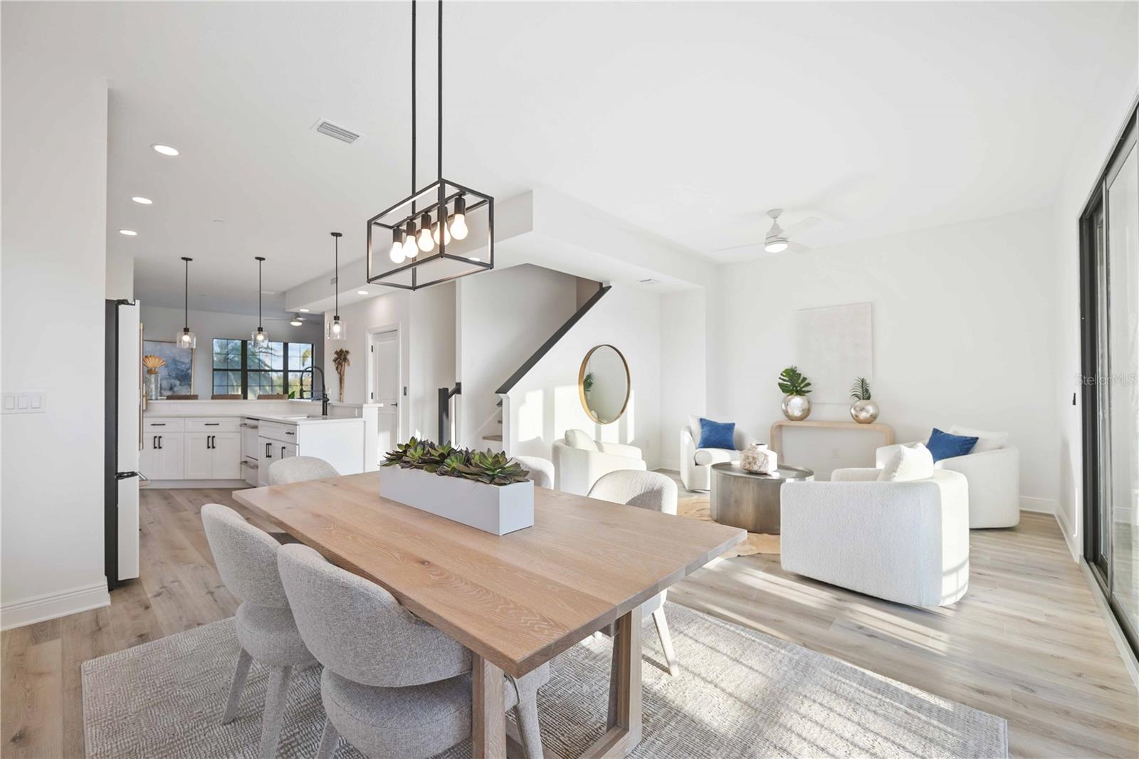 BRISA DEL MAR TWNHMS - Residential