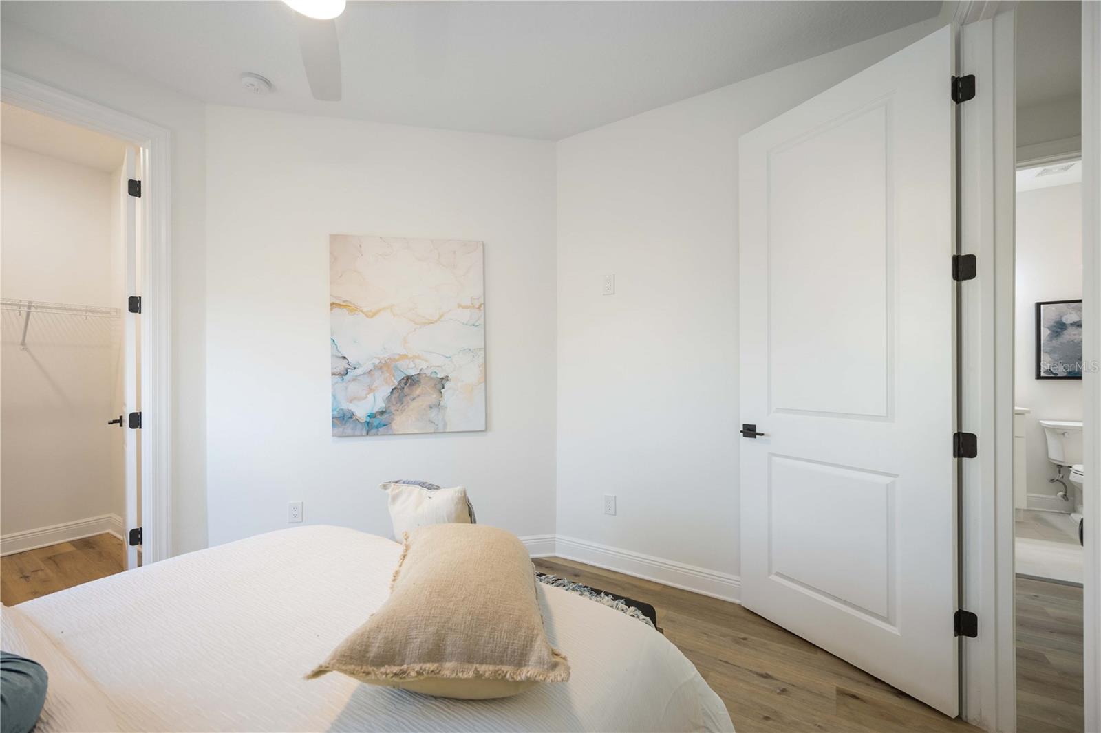 BRISA DEL MAR TWNHMS - Residential