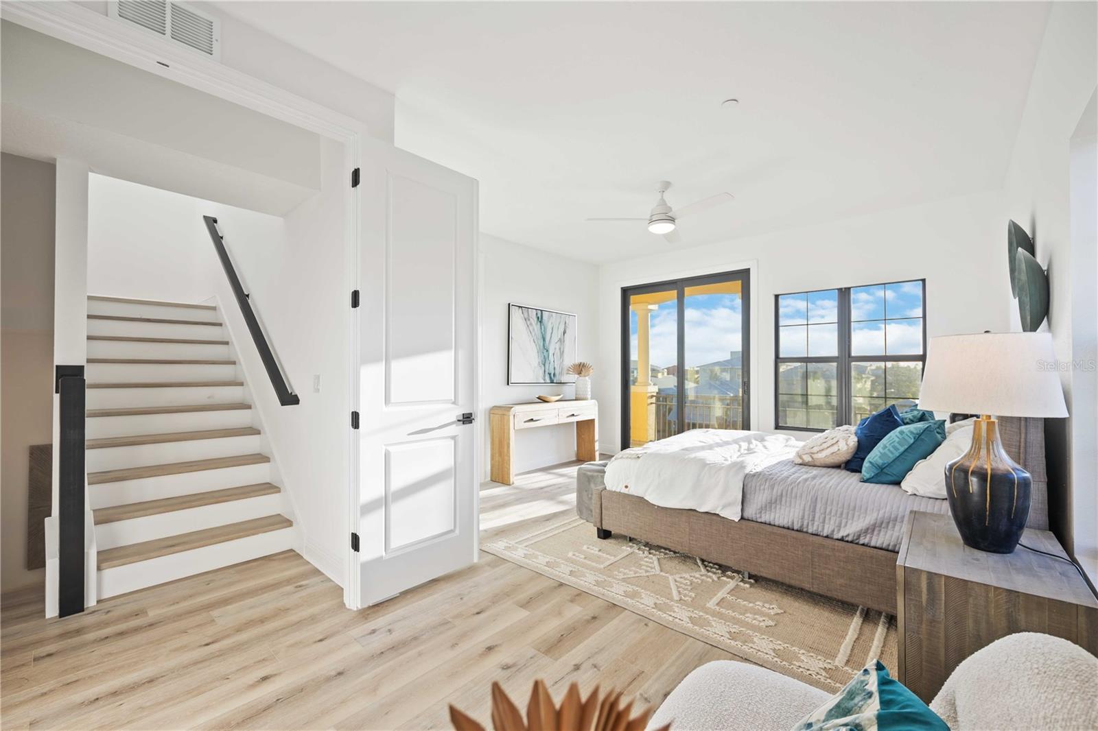 BRISA DEL MAR TWNHMS - Residential