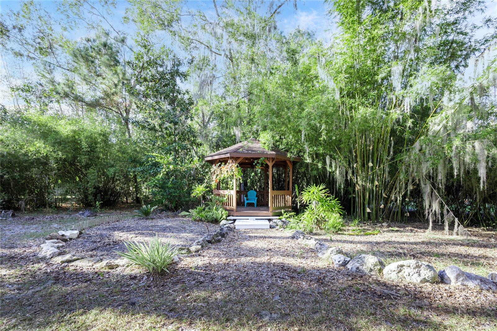 CARRIAGE WAY - Residential