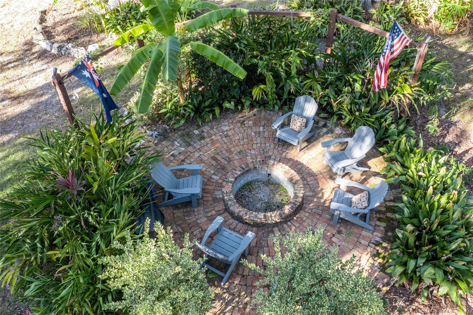 CARRIAGE WAY - Residential