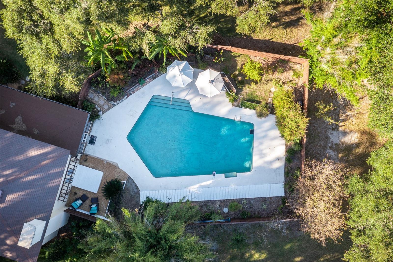 CARRIAGE WAY - Residential