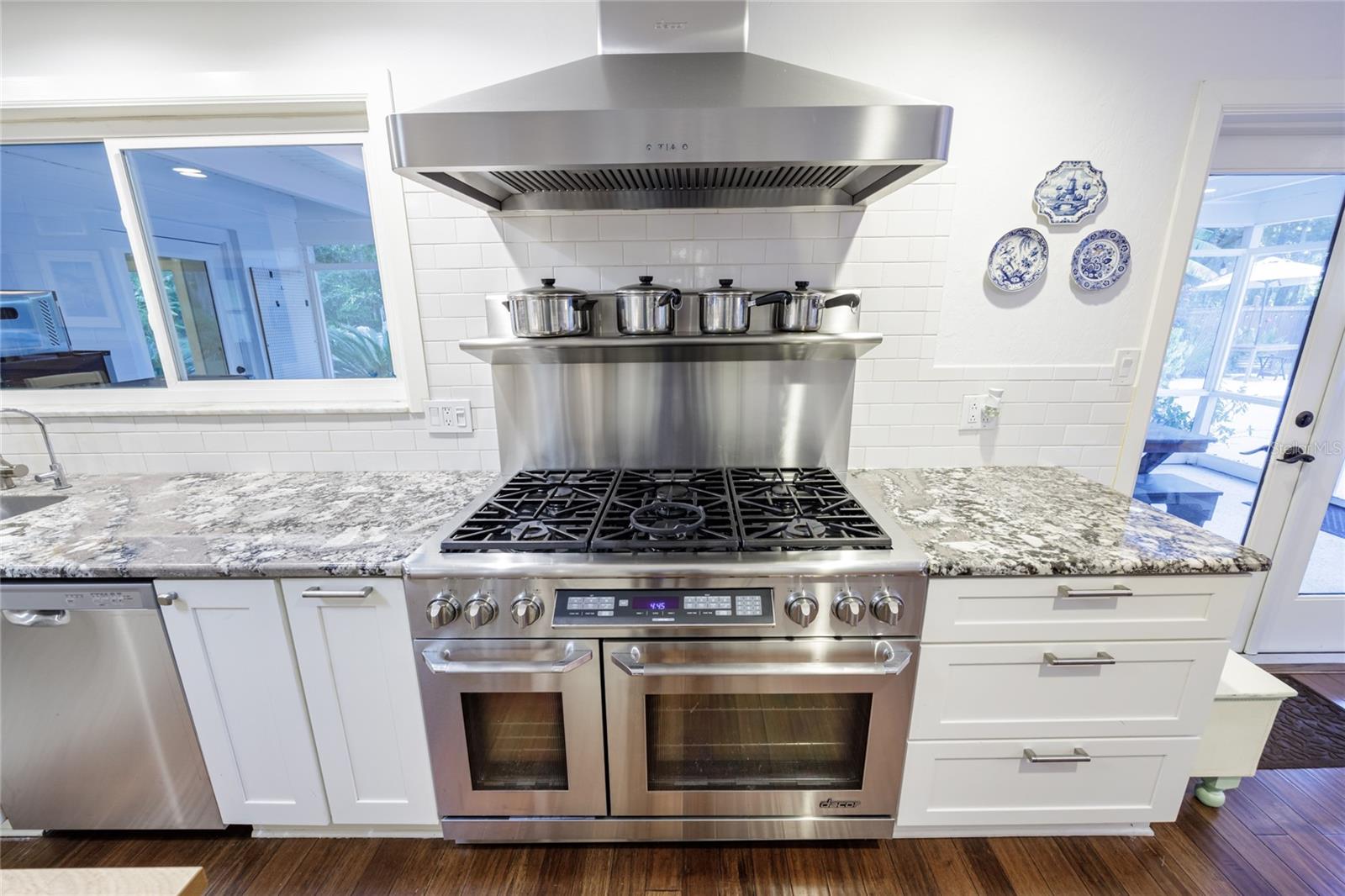 CARRIAGE WAY - Residential