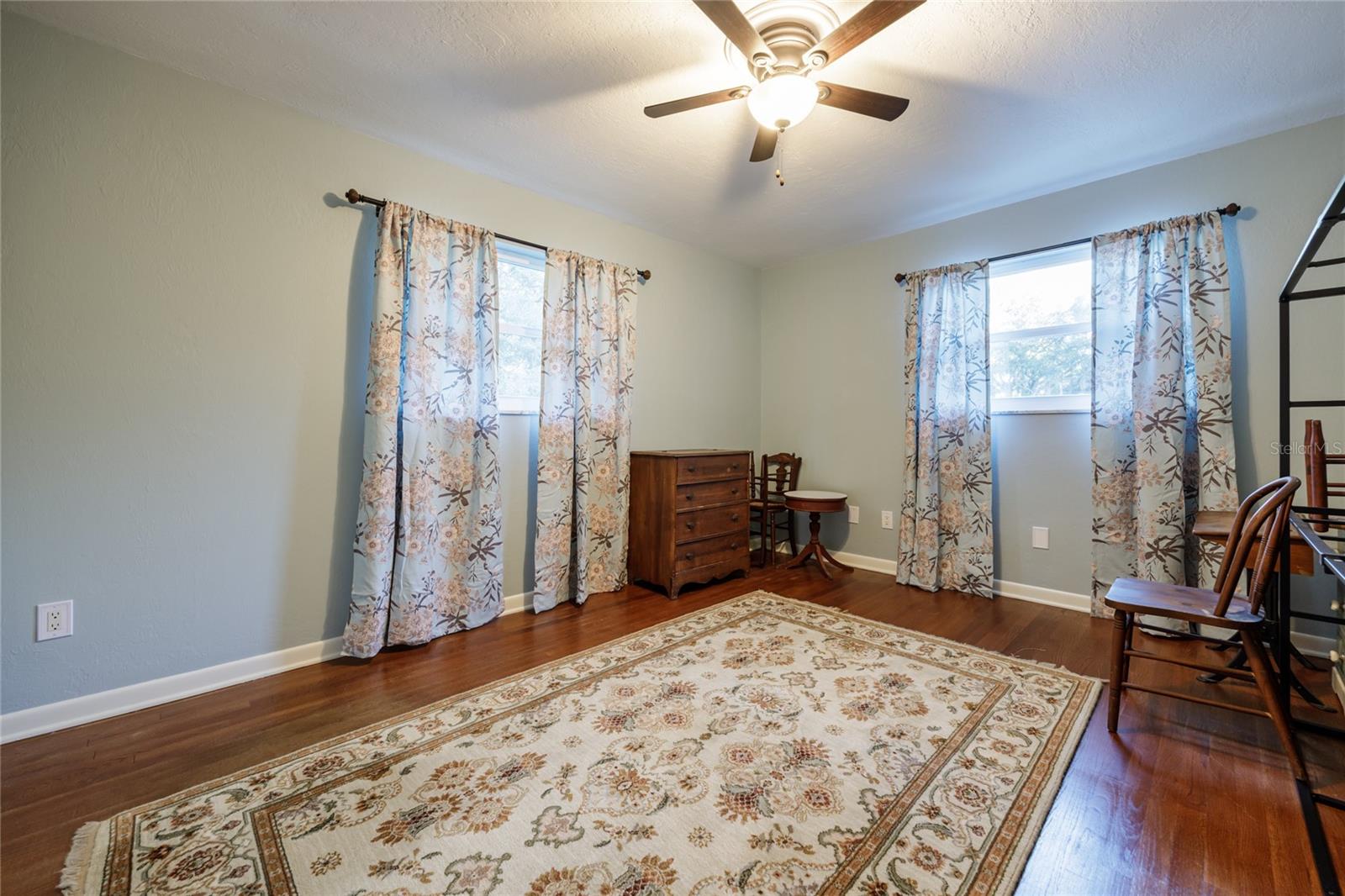 CARRIAGE WAY - Residential