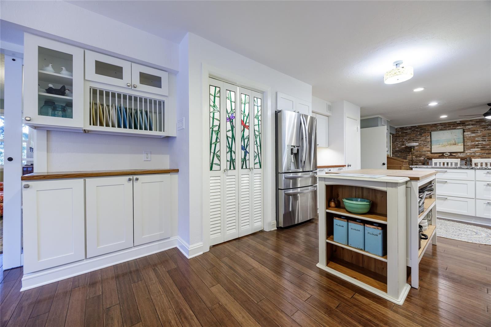 CARRIAGE WAY - Residential