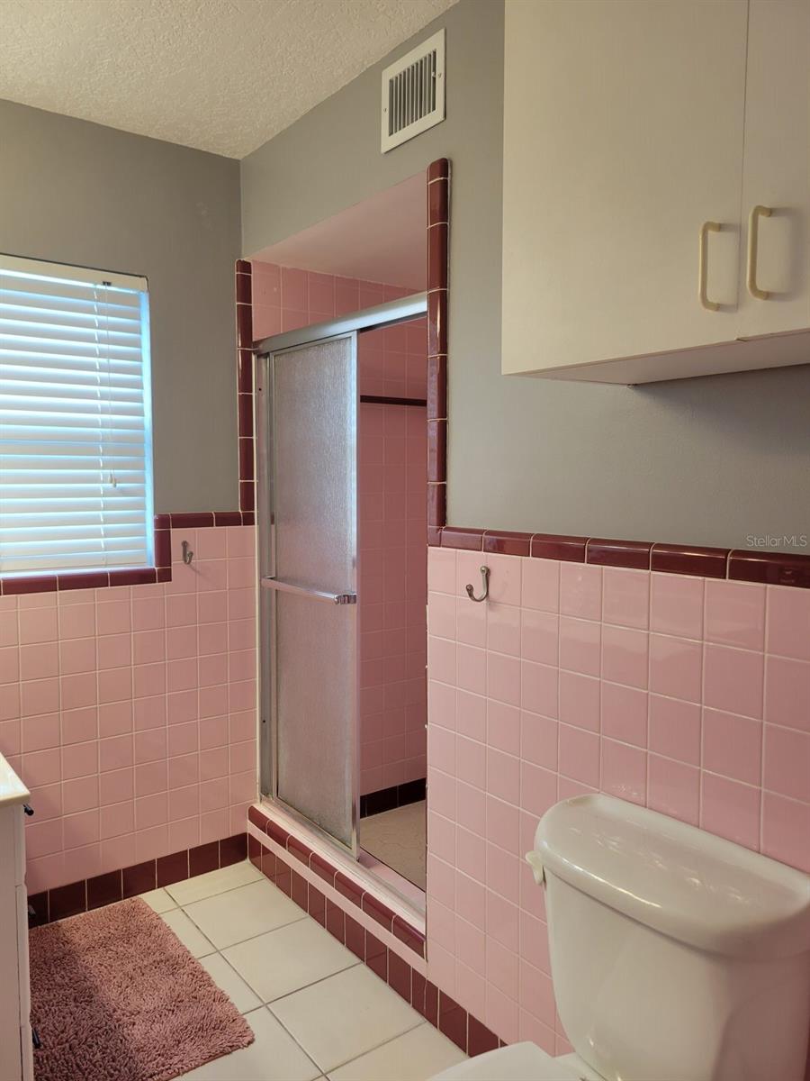 BELLEAIR MANOR UNIT 1 & 2 - Residential Lease