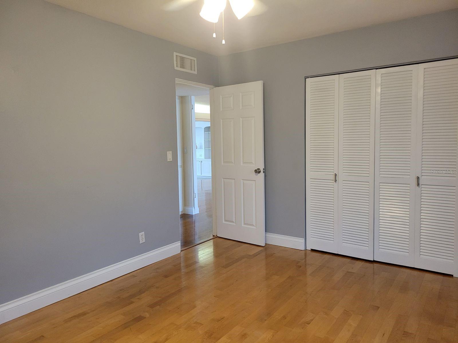 BELLEAIR MANOR UNIT 1 & 2 - Residential Lease