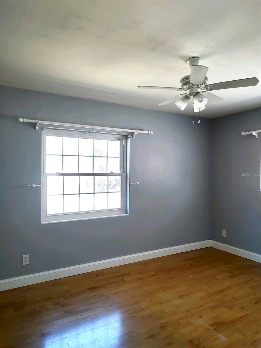 BELLEAIR MANOR UNIT 1 & 2 - Residential Lease