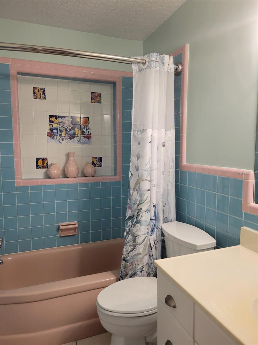 BELLEAIR MANOR UNIT 1 & 2 - Residential Lease