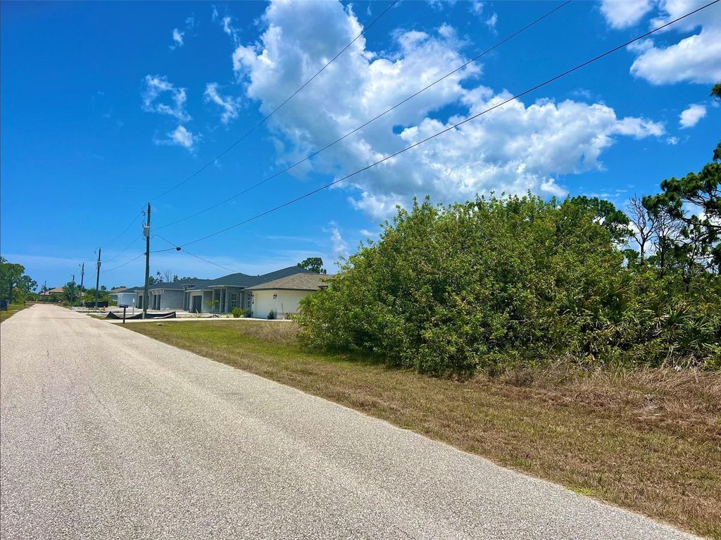 Photo of 13388 Rayburn Lane, Port Charlotte, FL 33981 (MLS # N6142985)