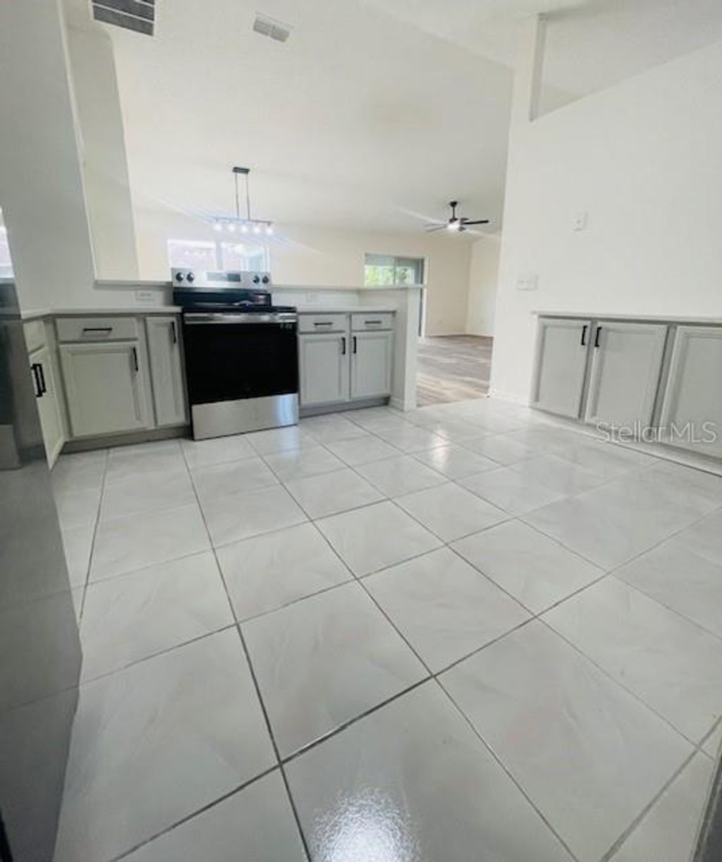 Photo of 514 Brentford Court, Kissimmee, FL 34758 (MLS # S5140077)