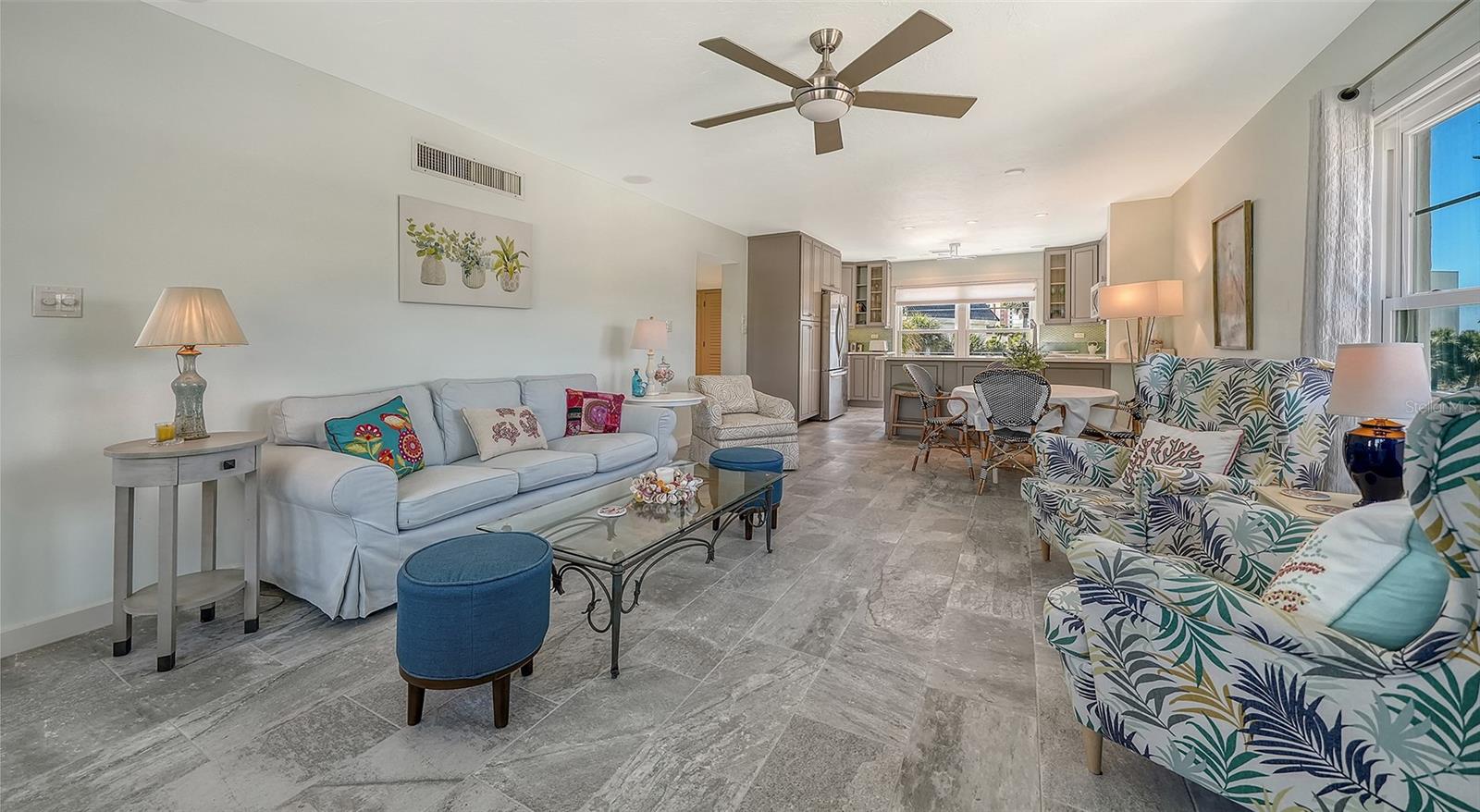 LONGBOAT HARBOUR - Residential