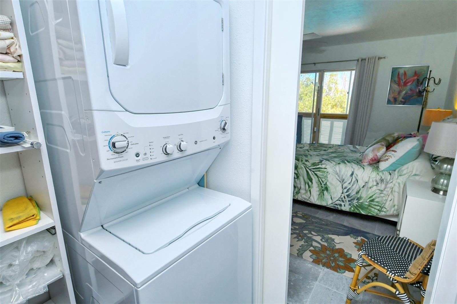 LONGBOAT HARBOUR - Residential