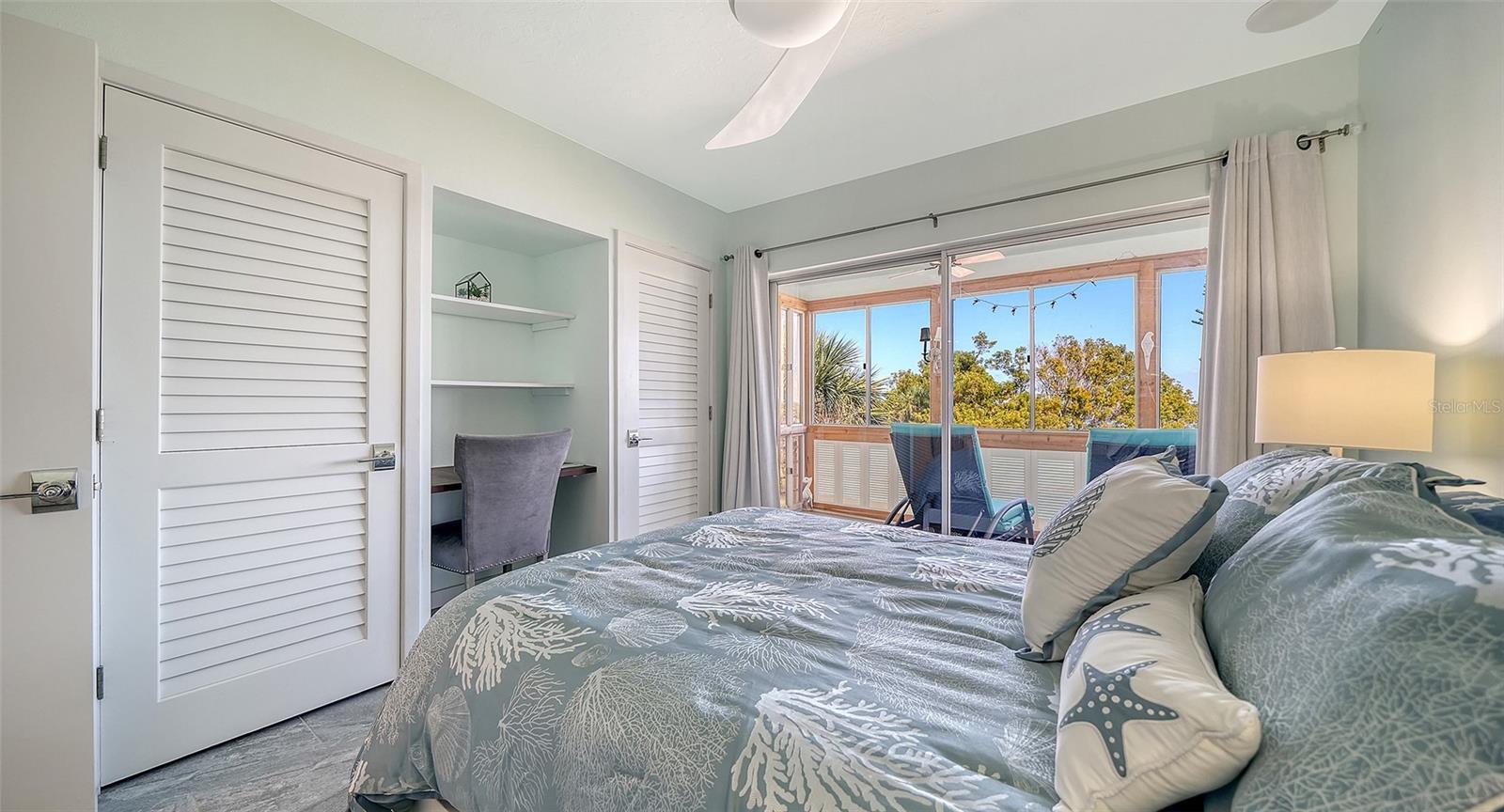 LONGBOAT HARBOUR - Residential