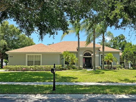 A home in AUBURNDALE