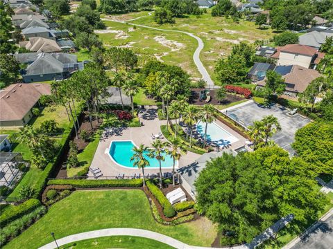 A home in AUBURNDALE