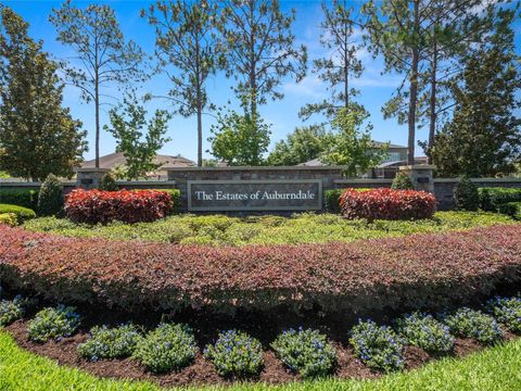 A home in AUBURNDALE